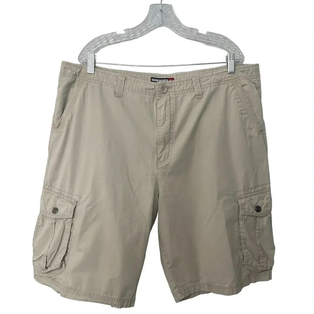 Quiksilver Cargo Shorts Men’s Size 40 Beige Pocket Utility Y2K Embroidered Logo